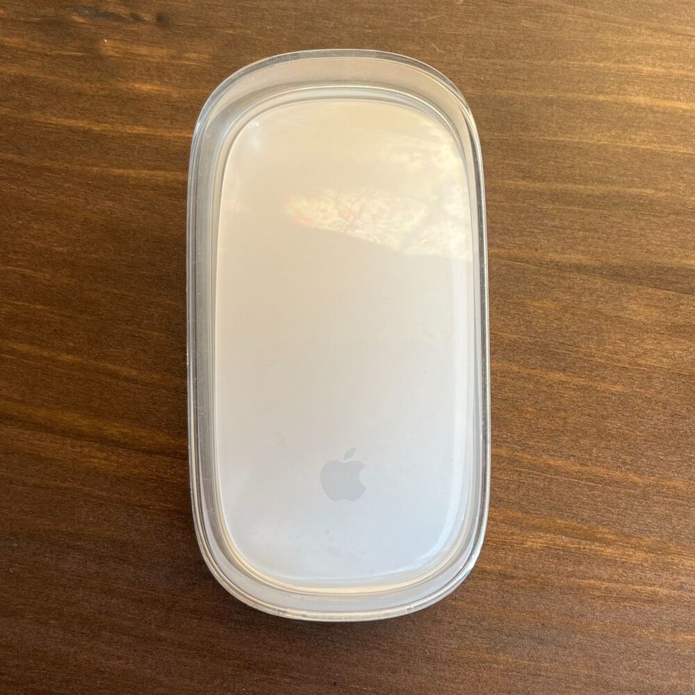 Apple Magic Mouse Wireless Bluetooth - Picture 3 of 5